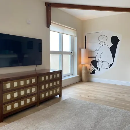 7 Bay Apartman
